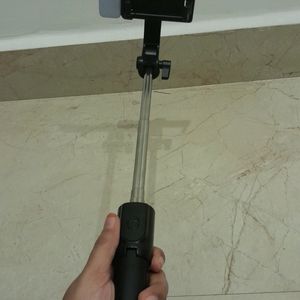 Tripod/selfie Stick