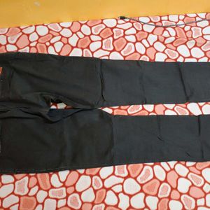 38 Black Strechable Pant