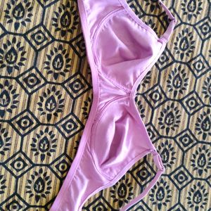 Lovable Bra (32/80cm-B)