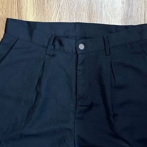 URBANIC BAGGY BLACK PANTS