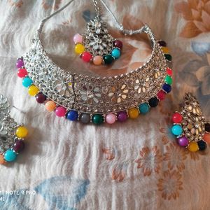 Necklace With Mang Tika And Jumke