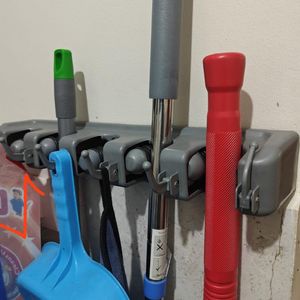 Broom Holder (5 Slots)