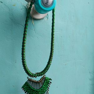 Green Neckpiece To Be Worn With Saree