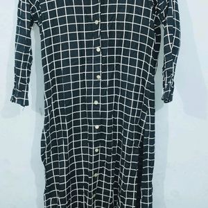 Checkered Comfortable Slit Kurta