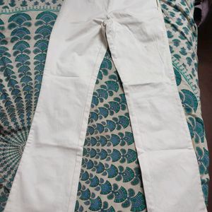 New White Baggy Jeans