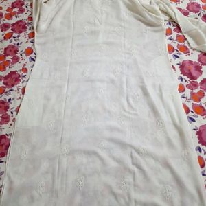 Men White Chikankari Kurta 1