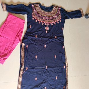 Embroidery Kurti With Leggings