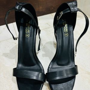 Women Black Pencil Heels