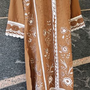 Beautiful Pakastani Suit With Embroidery Lace Work