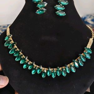 Green Korean Glass Stone Necklace With Earring