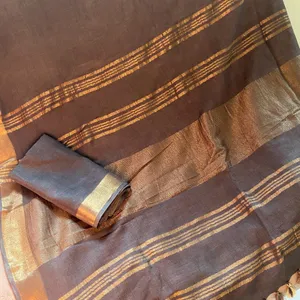 Linen Saree With Zari Border