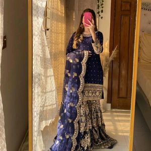 New Standard Pakistani Poshaq Dresses Beautiful Dr