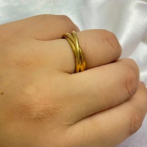 Three layered Gold band ring