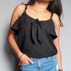 Plunge neck ruffled cami top🕶