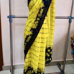 Yellow 💛 Saree