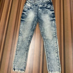 O-37 Size 28 Women Denim Jeans