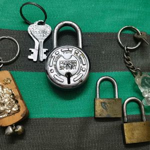 3 Locks And Keys