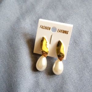 White Pearl Earrings