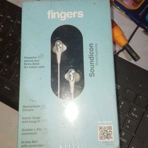 Fingers is Barnd