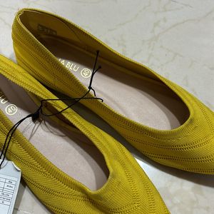 Yellow Sandals (eur 40)