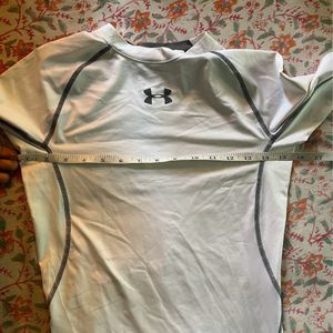 UNDER ARMOUR COMPRESSION HEAT GEAR SHORT SLEEVES