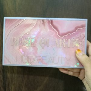 Huda Beauty Rose Quartz