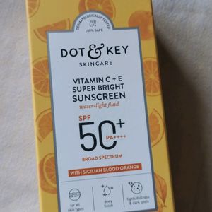 Vitamin C+ E Super Bright Sunscreen