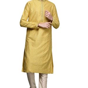 MANYAVAR YELLOW KURTA AND PAYJAMA 😍