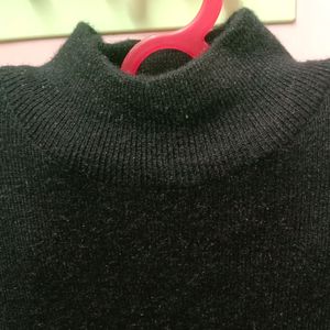 New Black Turtleneck Pullover