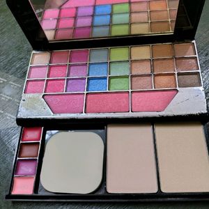 Beautiful Eyeshadow Palette