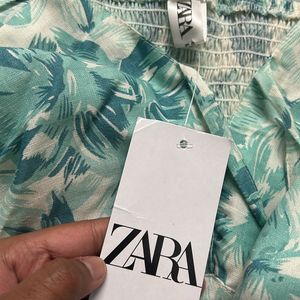 ZARA TOP GREEN & WHITE