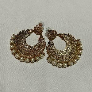 Golden Earrings With Pearl