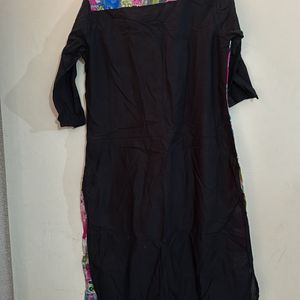 Black W Kurti