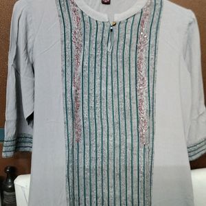 Decent Stylish Kurti