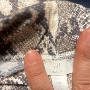 H&M Animal Print Straight pants