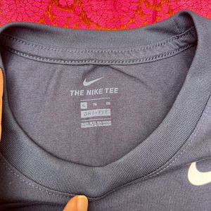 Nike Dri-fit