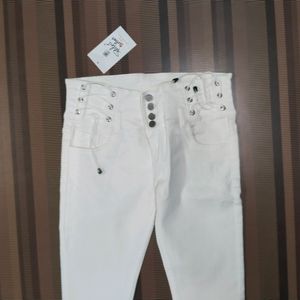 V-85 Size-32 Slim Fit Women Denim Jeans