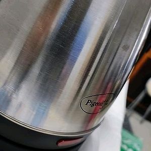 Pigeon 1.5 litre Hot Kettle, Recently Bought