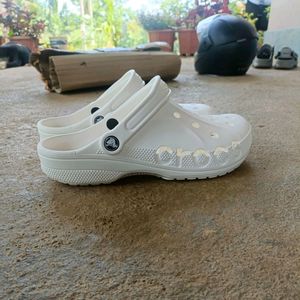 MENS STYLISH WHITE CROCS