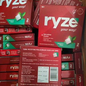 offer sale 😁 18ryze gums with 4 flavor testers