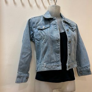 Classy Crop Demin Jacket