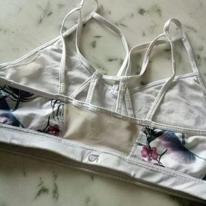 Women sport Bra