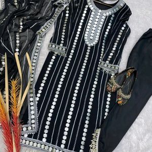 New Standard Pakistani Poshaq Dresses Beautiful Dr