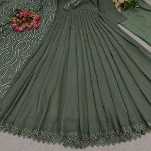 Women's Green Anarkali Size -Medium Hands sleeves