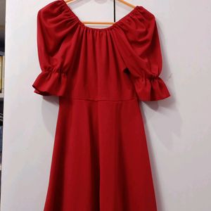 Red dress with frilly sleeves