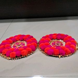 Door Side Decoration Item(Set Of 2)