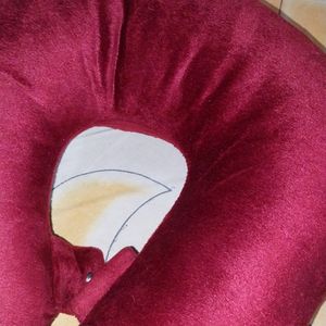 Soft Fibre Filled Neck Pillow for Car