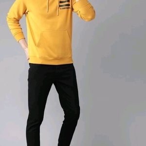 Men Full Sleeve Solid Hooded Sweatshirt