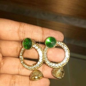 Green Kurta With Matching Earring & Bangle