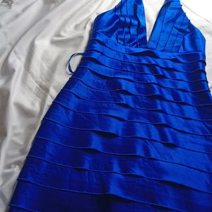 BCBGMAXAZRIA BLUE BODYCON